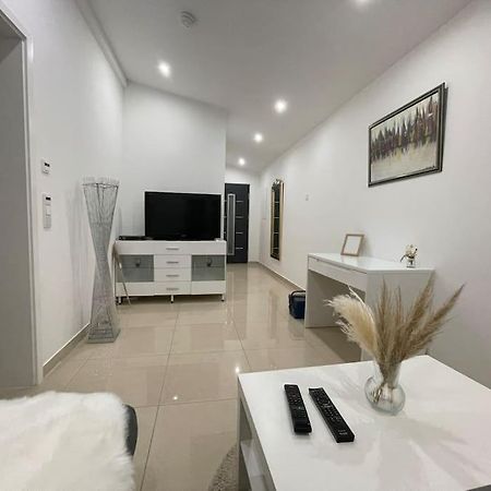 Exklusive Flughafen-Messe Apartment Naehe Duesseldorf 뒤스부르크 외부 사진